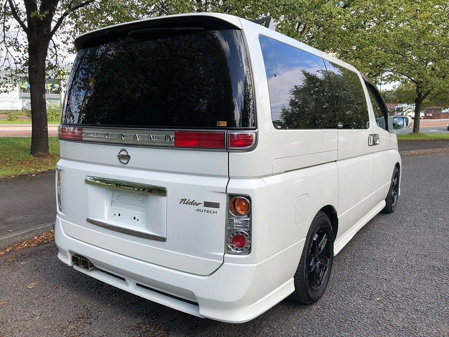 2009 Nissan Elgrand photo 7