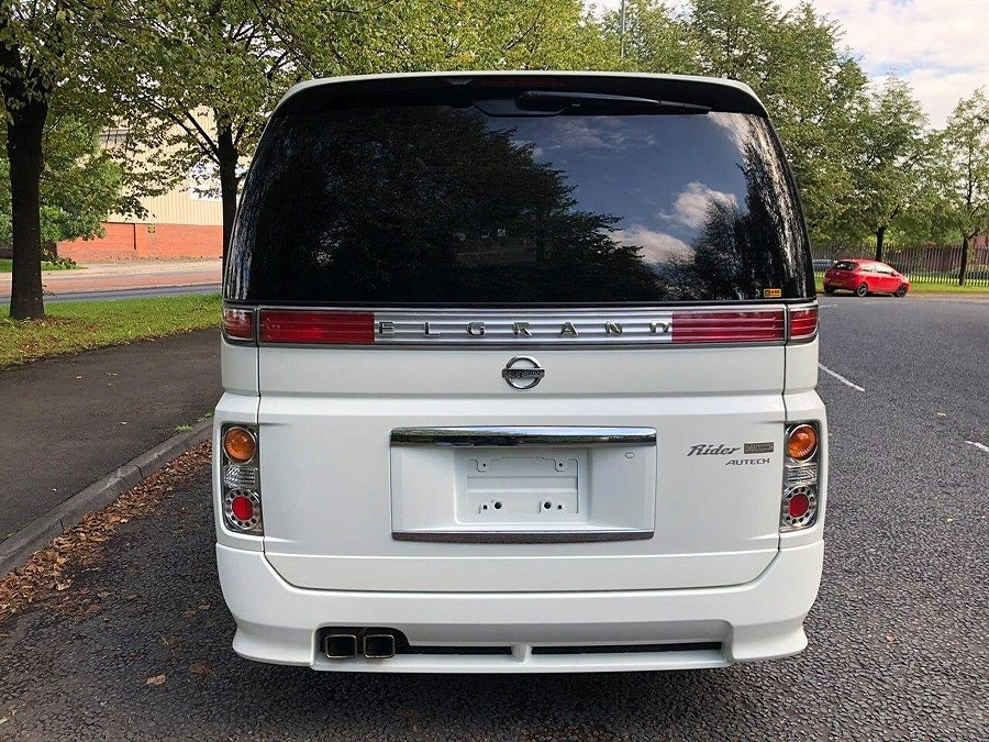 2009 Nissan Elgrand photo 6