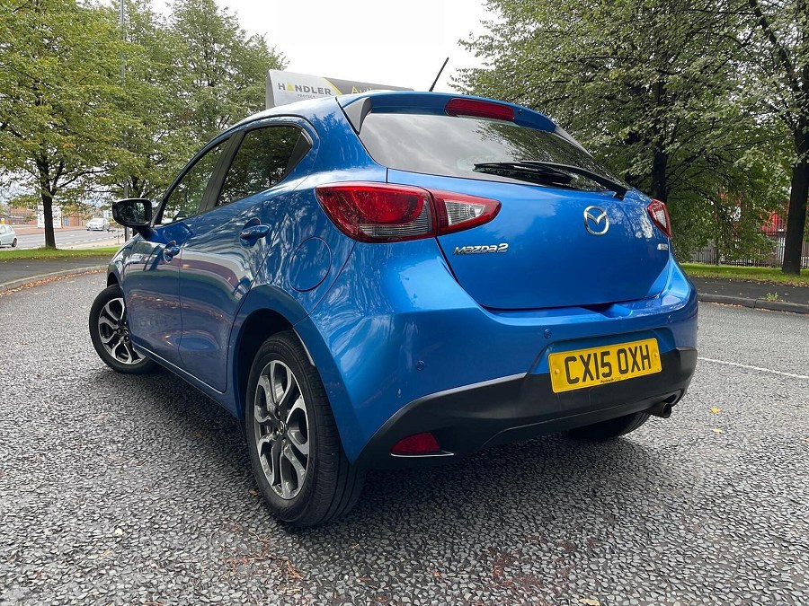 2015 Mazda Mazda2 photo 10