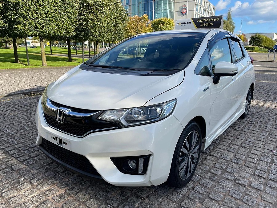 2016 Honda Fit photo 3