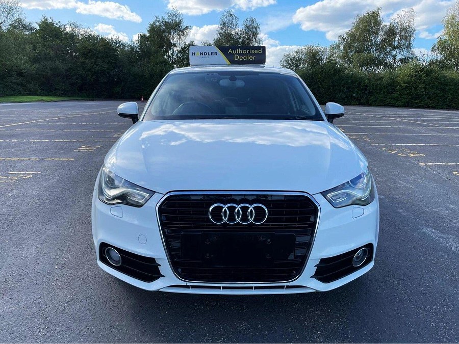 Audi A1 photo 2