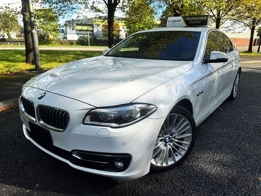 2015 BMW 5 Series photo 11