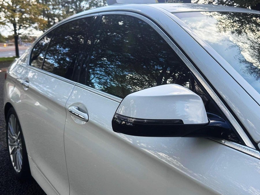 2015 BMW 5 Series photo 13