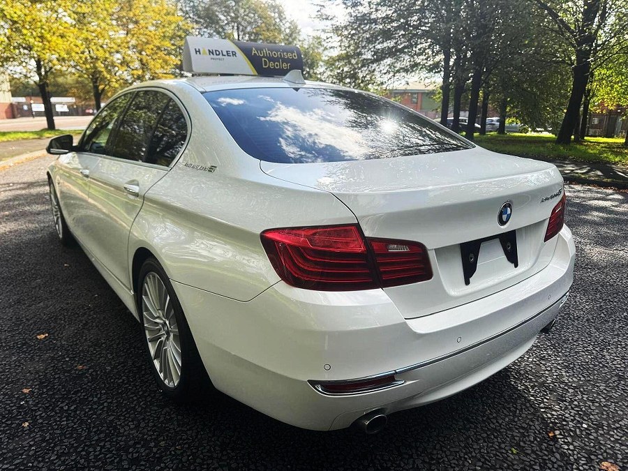 2015 BMW 5 Series photo 5