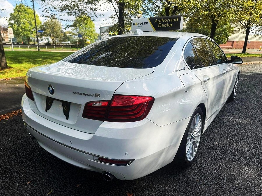 2015 BMW 5 Series photo 7