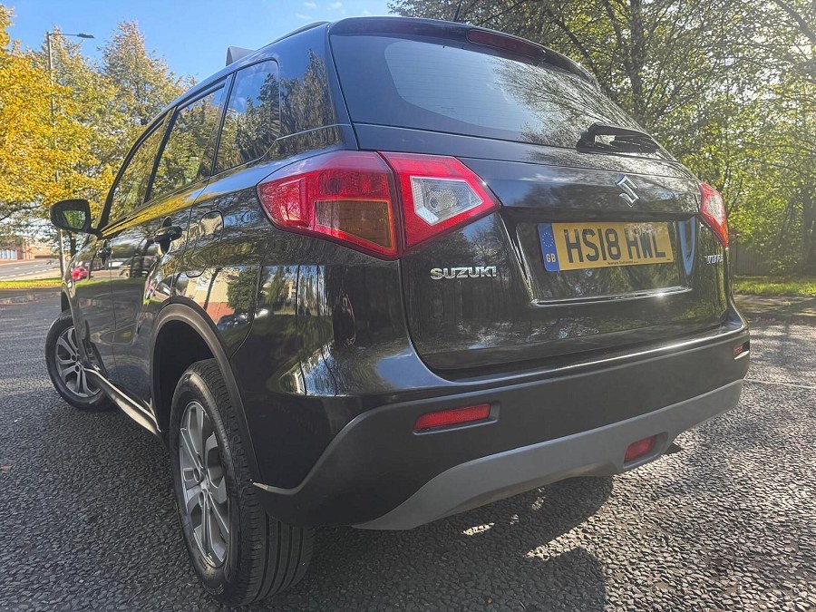 2018 Suzuki Vitara photo 10
