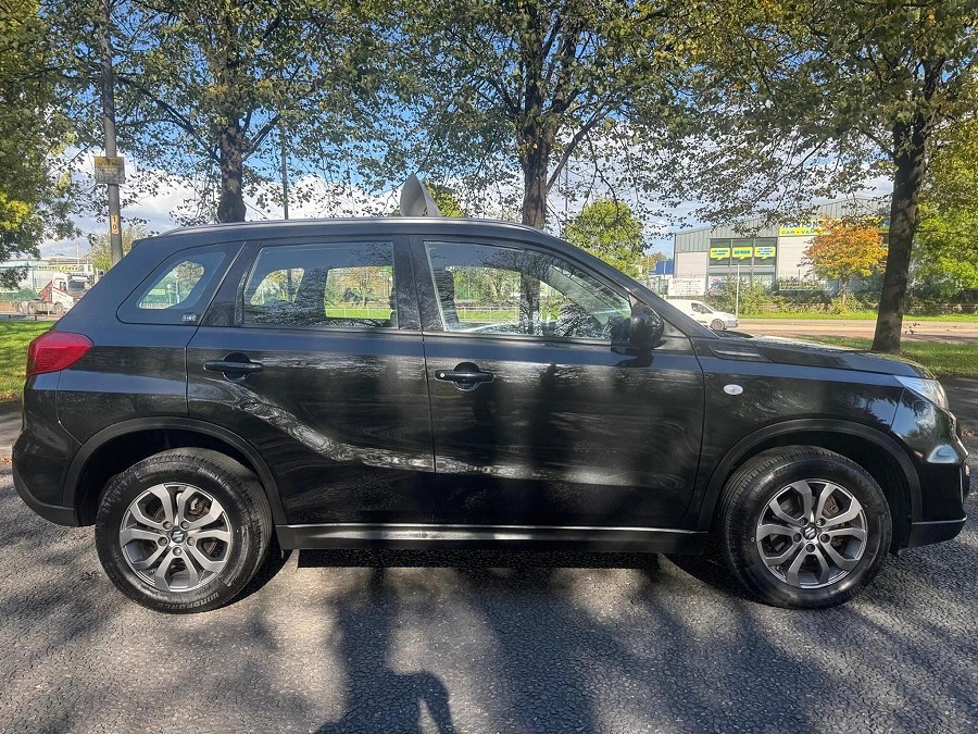 2018 Suzuki Vitara photo 8