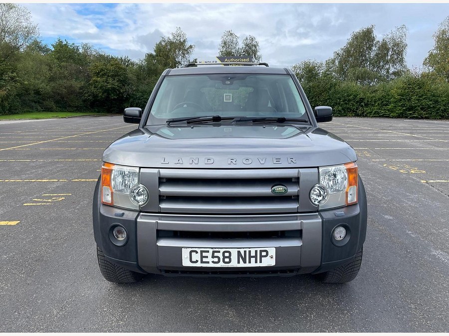 Land Rover Discovery 3 photo 2