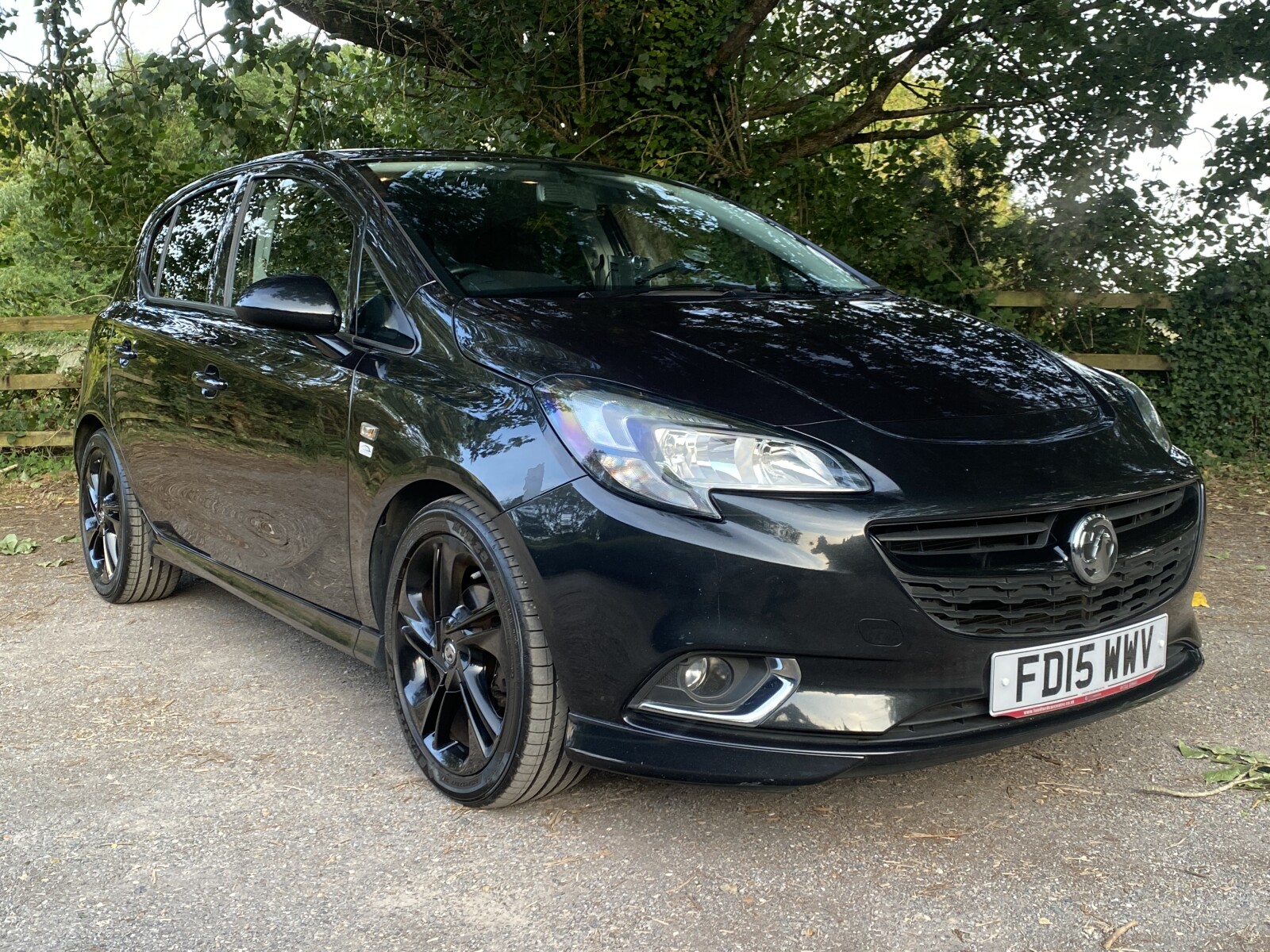 2015 Vauxhall Corsa image 11