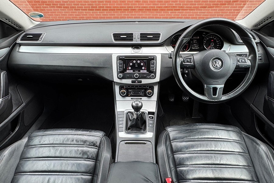 2011 Volkswagen CC photo 13