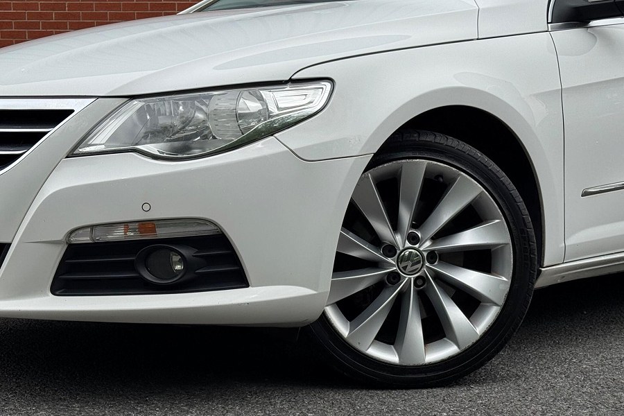 2011 Volkswagen CC photo 10