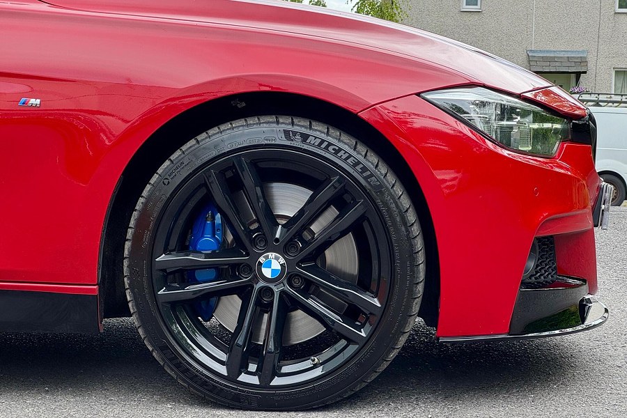 2019 BMW 3 Series photo 11