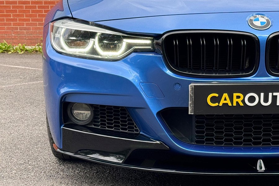 2017 BMW 3 Series photo 10