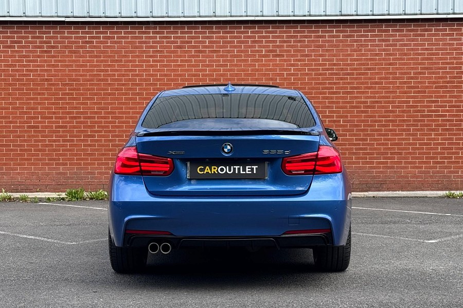 2017 BMW 3 Series photo 7