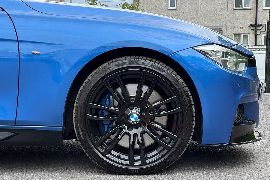 2015 BMW 3 Series photo 13