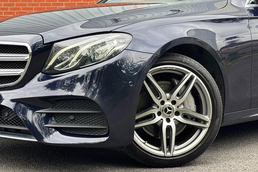 2017 Mercedes-Benz E Class photo 13
