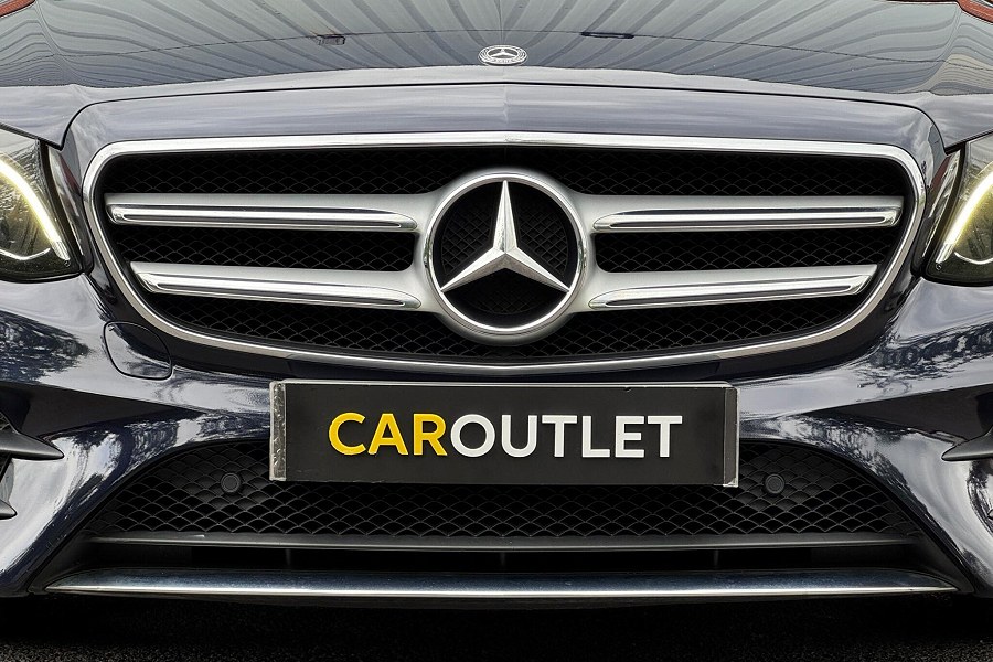 2017 Mercedes-Benz E Class photo 8