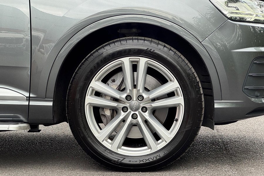 2016 Audi Q7 photo 10