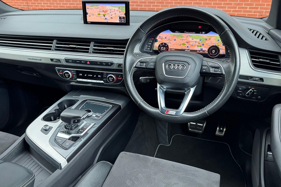 2016 Audi Q7 photo 3