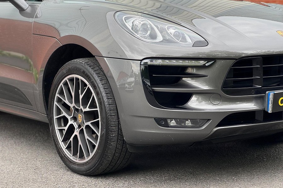 2015 Porsche Macan photo 10