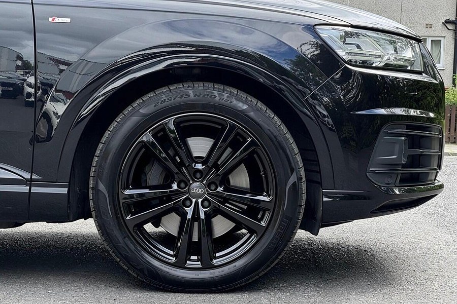 2016 Audi Q7 photo 12