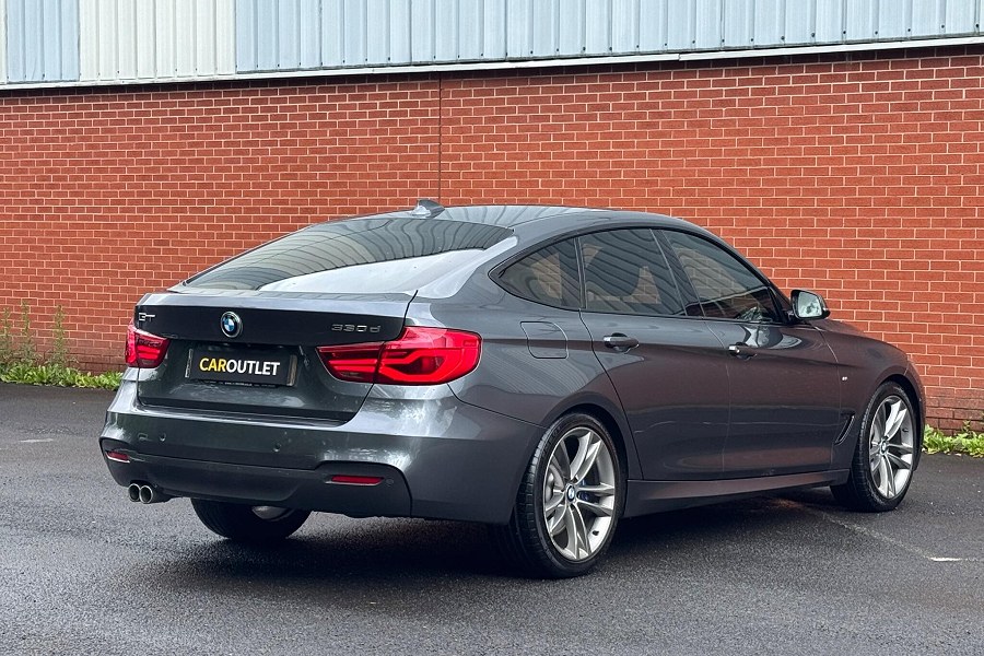 BMW 3 Series Gran Turismo photo 2