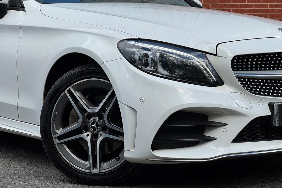 2018 Mercedes-Benz C Class photo 12