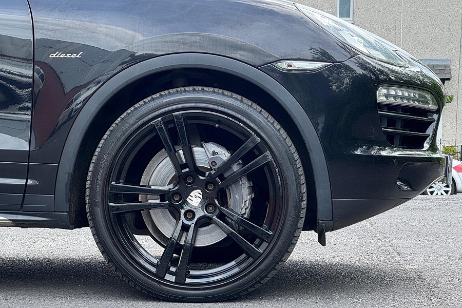 2014 Porsche Cayenne photo 11