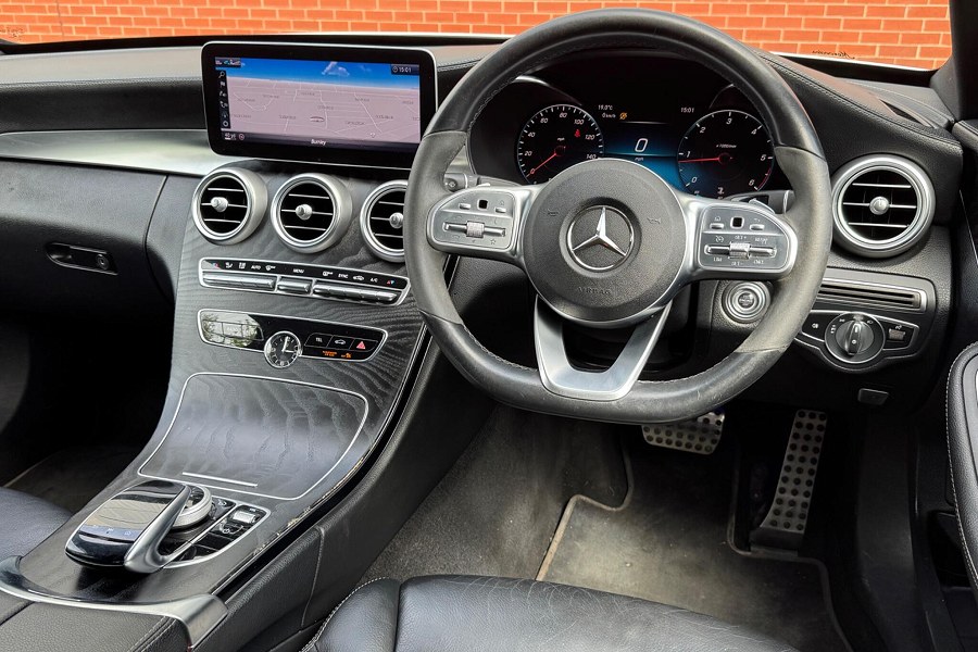 2021 Mercedes-Benz C Class photo 3