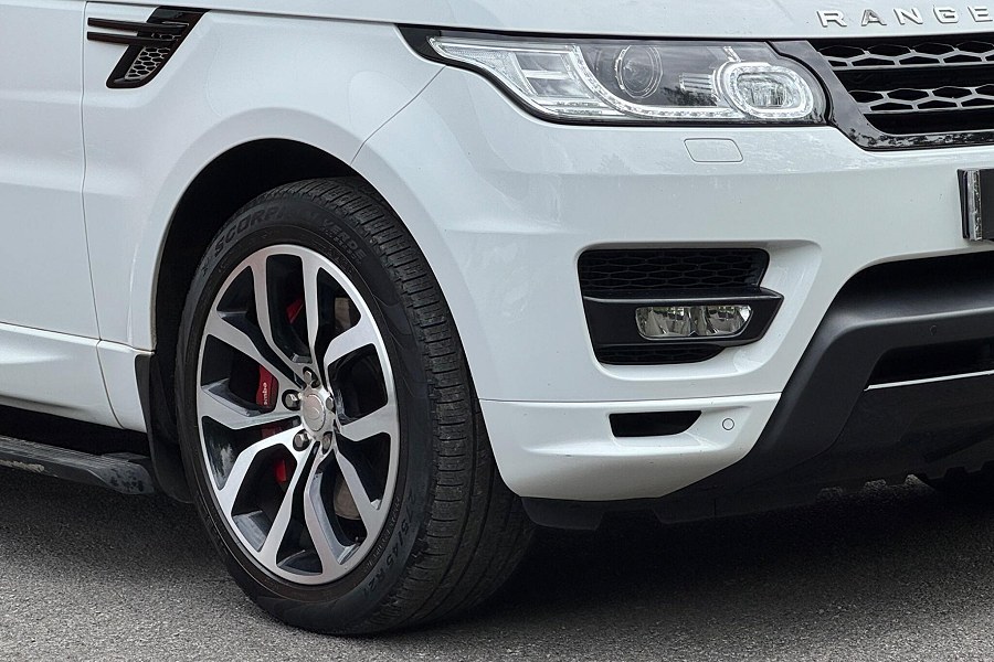 2014 Land Rover Range Rover Sport photo 9