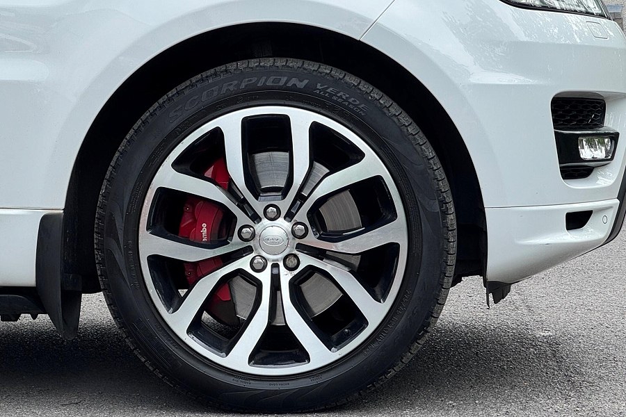 2014 Land Rover Range Rover Sport photo 11