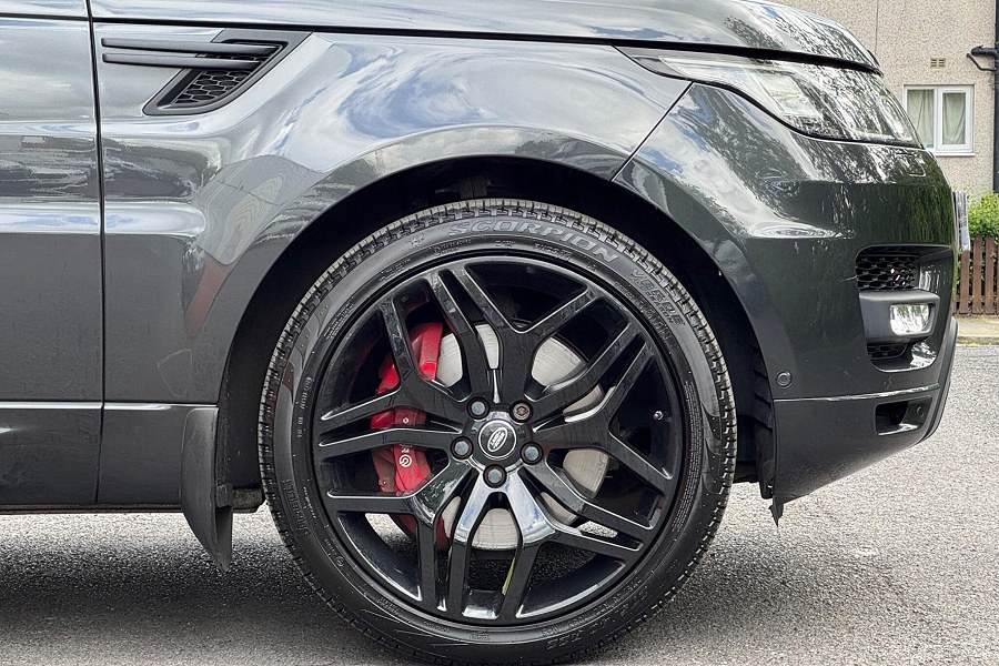 2017 Land Rover Range Rover Sport photo 12