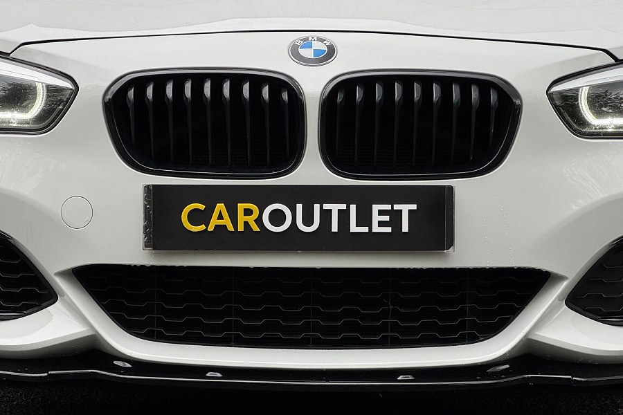 2017 BMW 1 Series photo 8