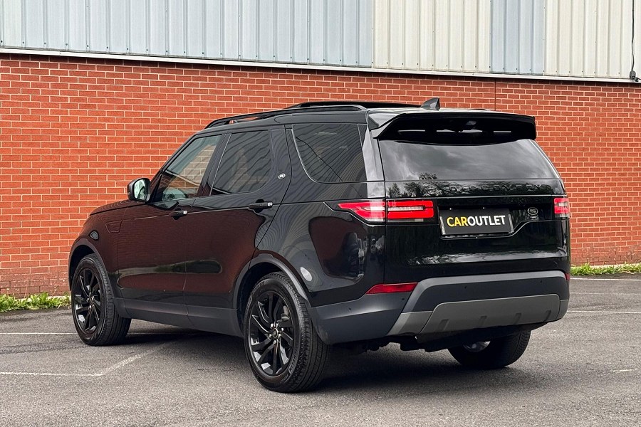 2017 Land Rover Discovery photo 6
