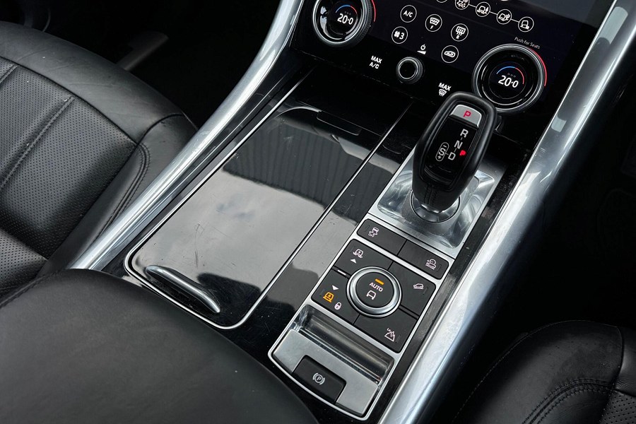 2019 Land Rover Range Rover Sport photo 14