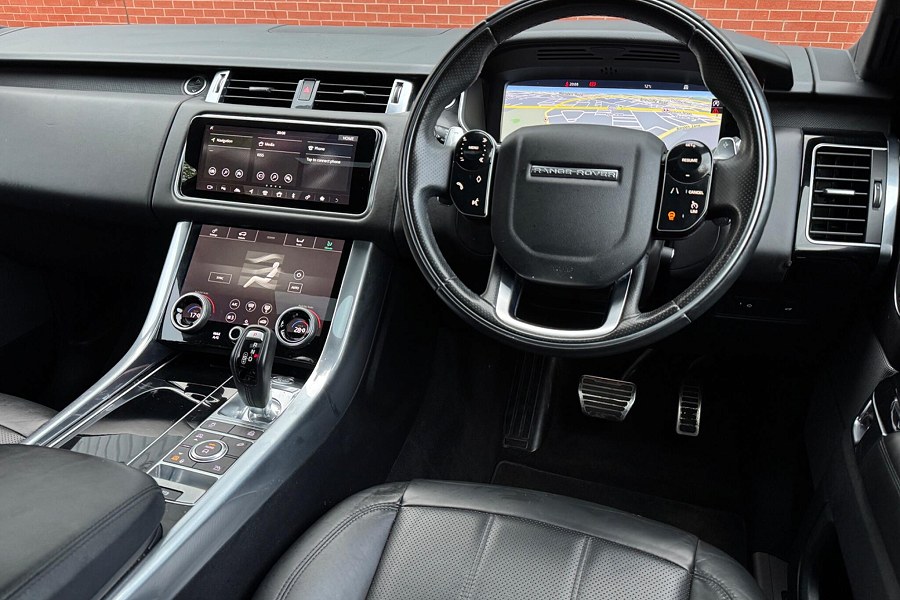 2019 Land Rover Range Rover Sport photo 3