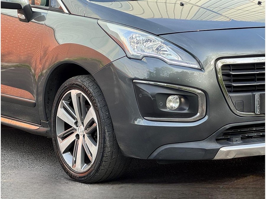 2015 Peugeot 3008 photo 9