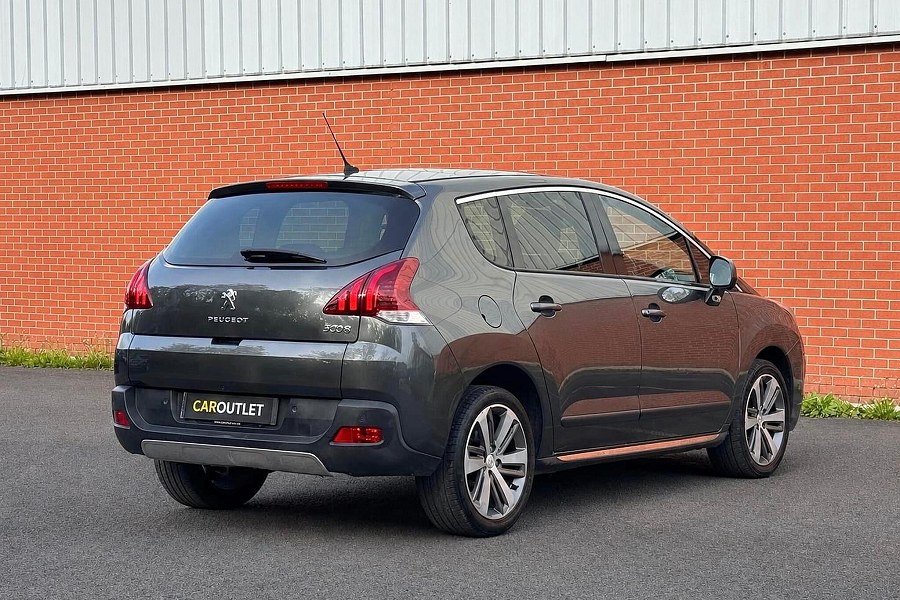 Peugeot 3008 photo 2