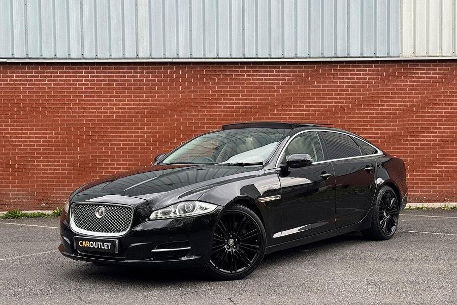 2014 Jaguar XJ photo 5