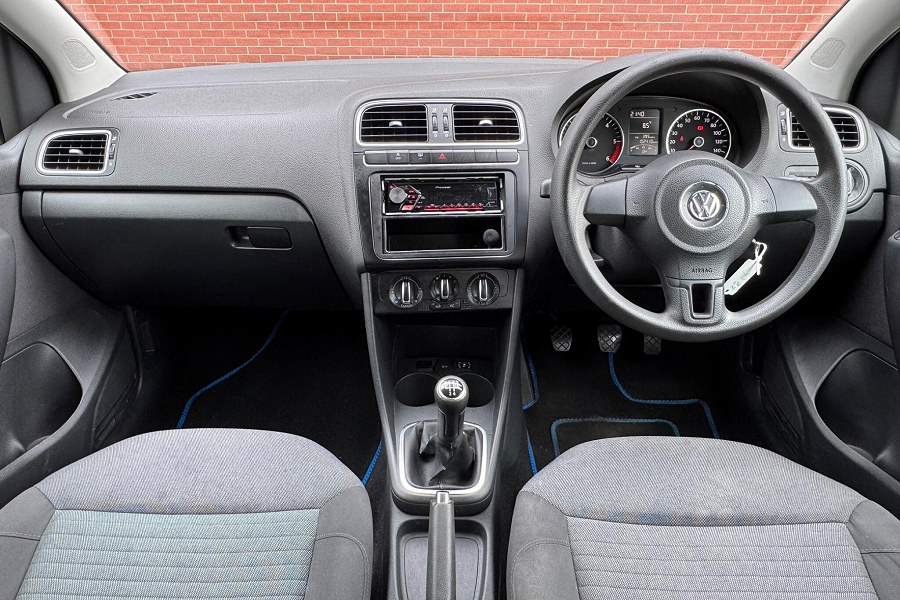 2010 Volkswagen Polo photo 11