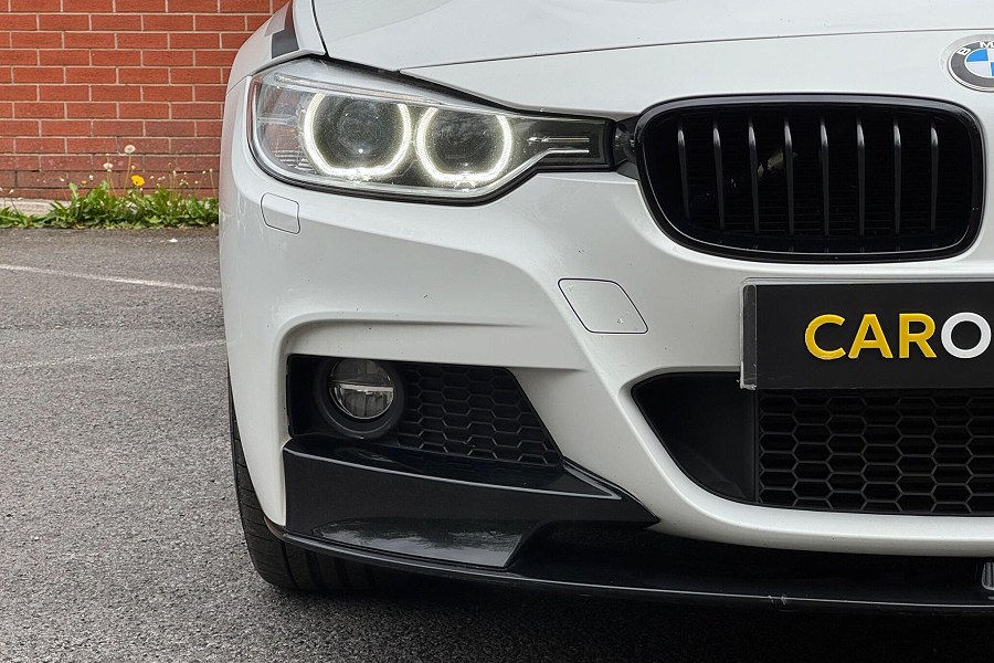 2013 BMW 3 Series photo 9
