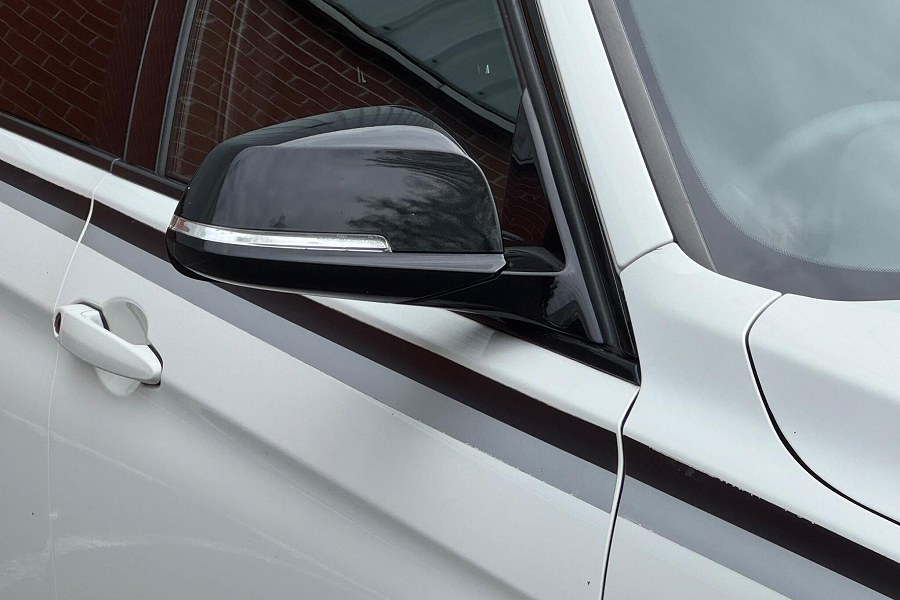 2013 BMW 3 Series photo 13