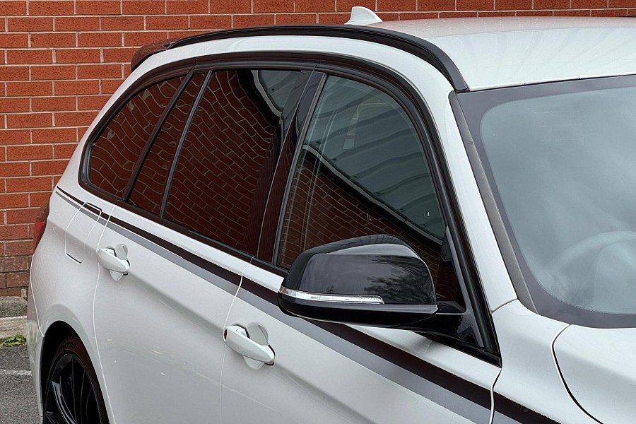 2013 BMW 3 Series photo 12