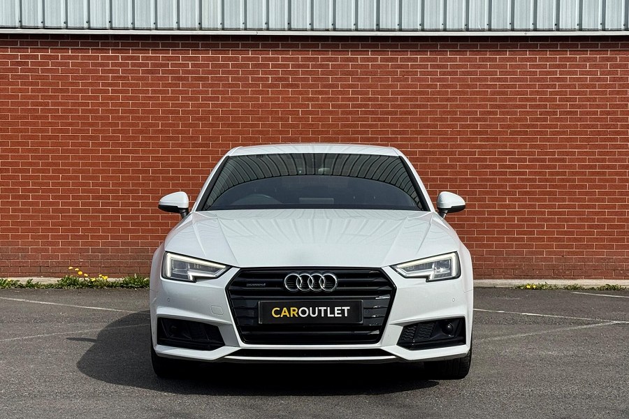 2016 Audi A4 photo 4