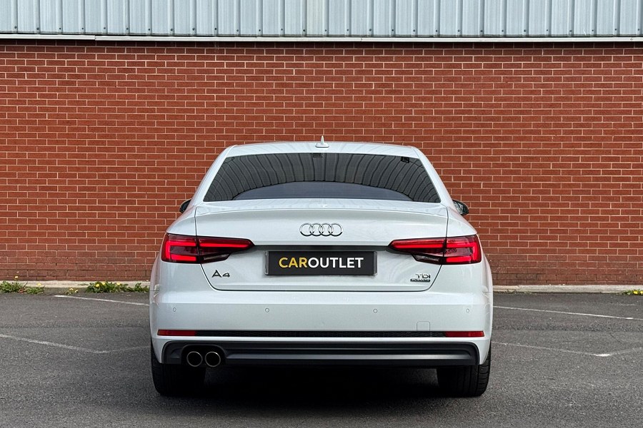 2016 Audi A4 photo 7