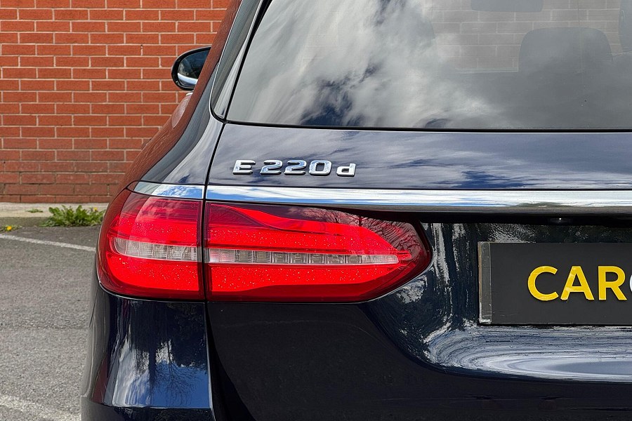 2019 Mercedes-Benz E Class photo 13