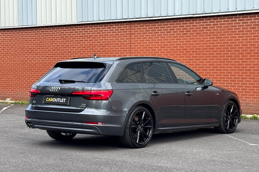 Audi A4 Avant photo 2
