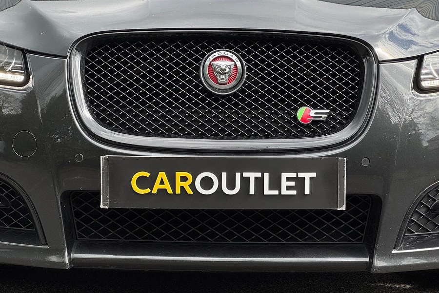 2014 Jaguar XF photo 8
