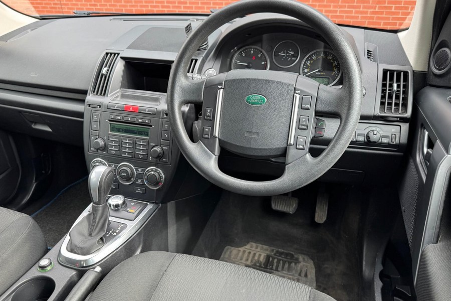 2012 Land Rover Freelander 2 photo 3