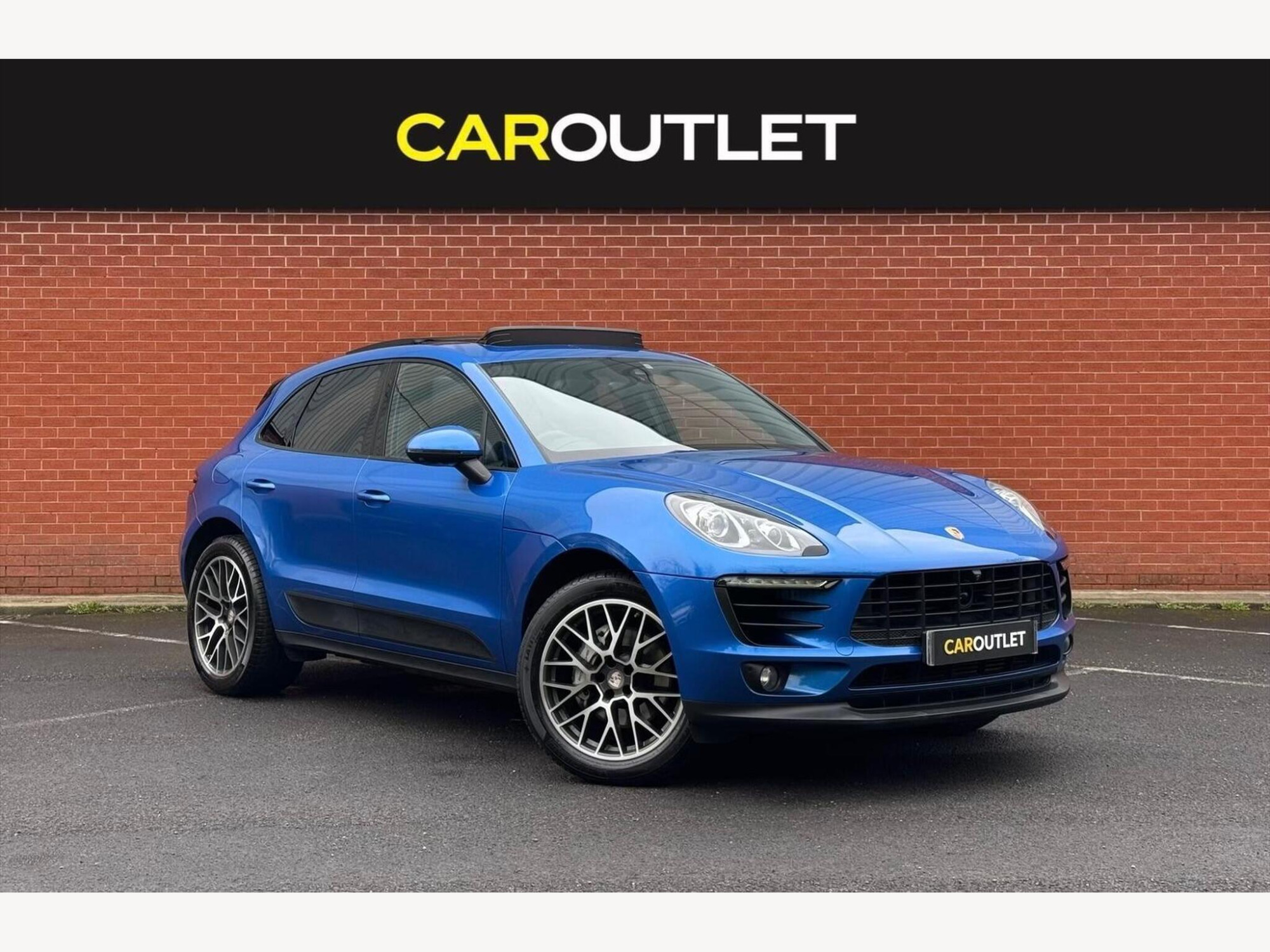 2015 Porsche Macan 3.0 TD V6 S PDK 4WD Euro 6 (s/s) 5dr for sale at Car Outlet UK